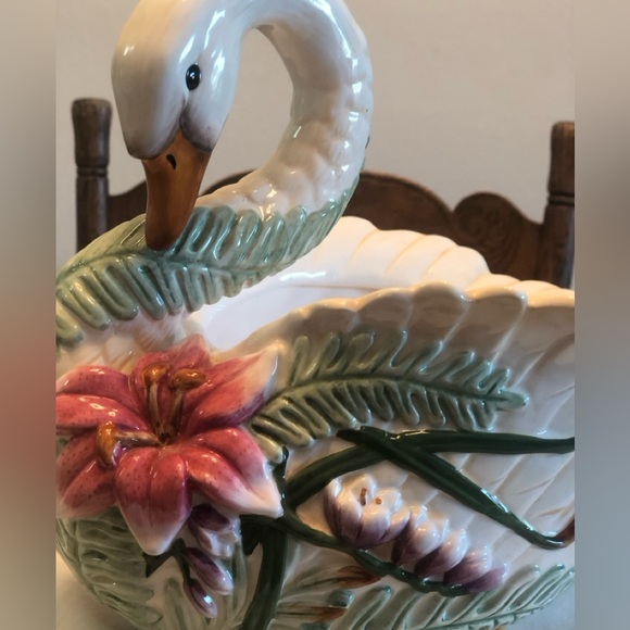 Vintage Fitz & Flyod Swan Ceramic Potpourri/ Cancel holder